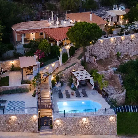 Levanta Unique Country * Dhavgáta